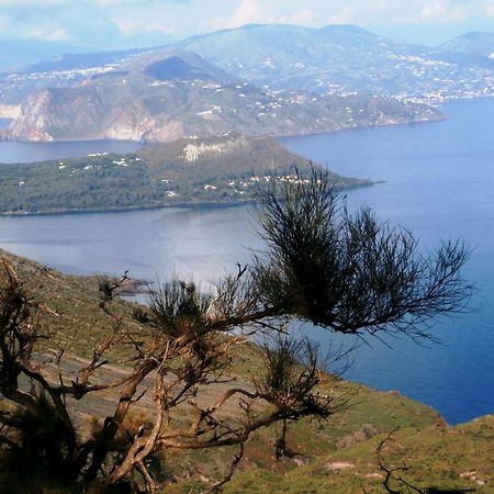 Hotel Conti Vulcano  Bagian luar foto